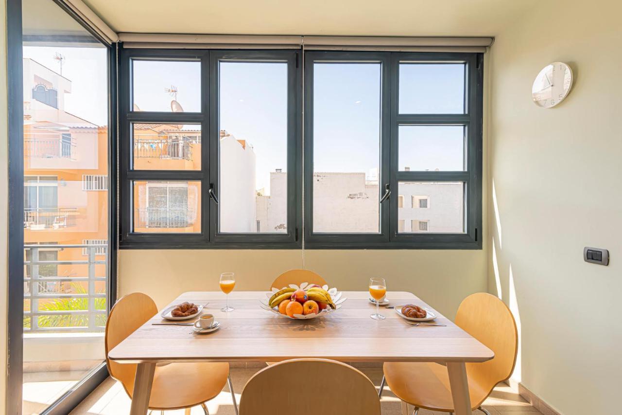 Luxury Holidays Suites, Playa De Los Cristianos Los Cristianos  Zewnętrze zdjęcie