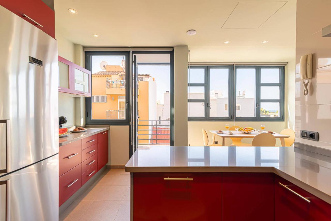Luxury Holidays Suites, Playa De Los Cristianos Los Cristianos  Zewnętrze zdjęcie