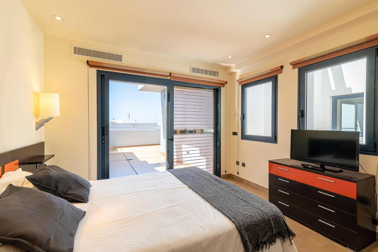 Luxury Holidays Suites, Playa De Los Cristianos Los Cristianos  Zewnętrze zdjęcie